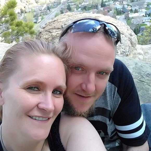 Not for sale..but my clothes are 😉 - Picture 3 of 3